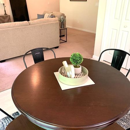 Enjoy This Amazing Home With Porch & Grill Near Dt Woodstock Rom bilde