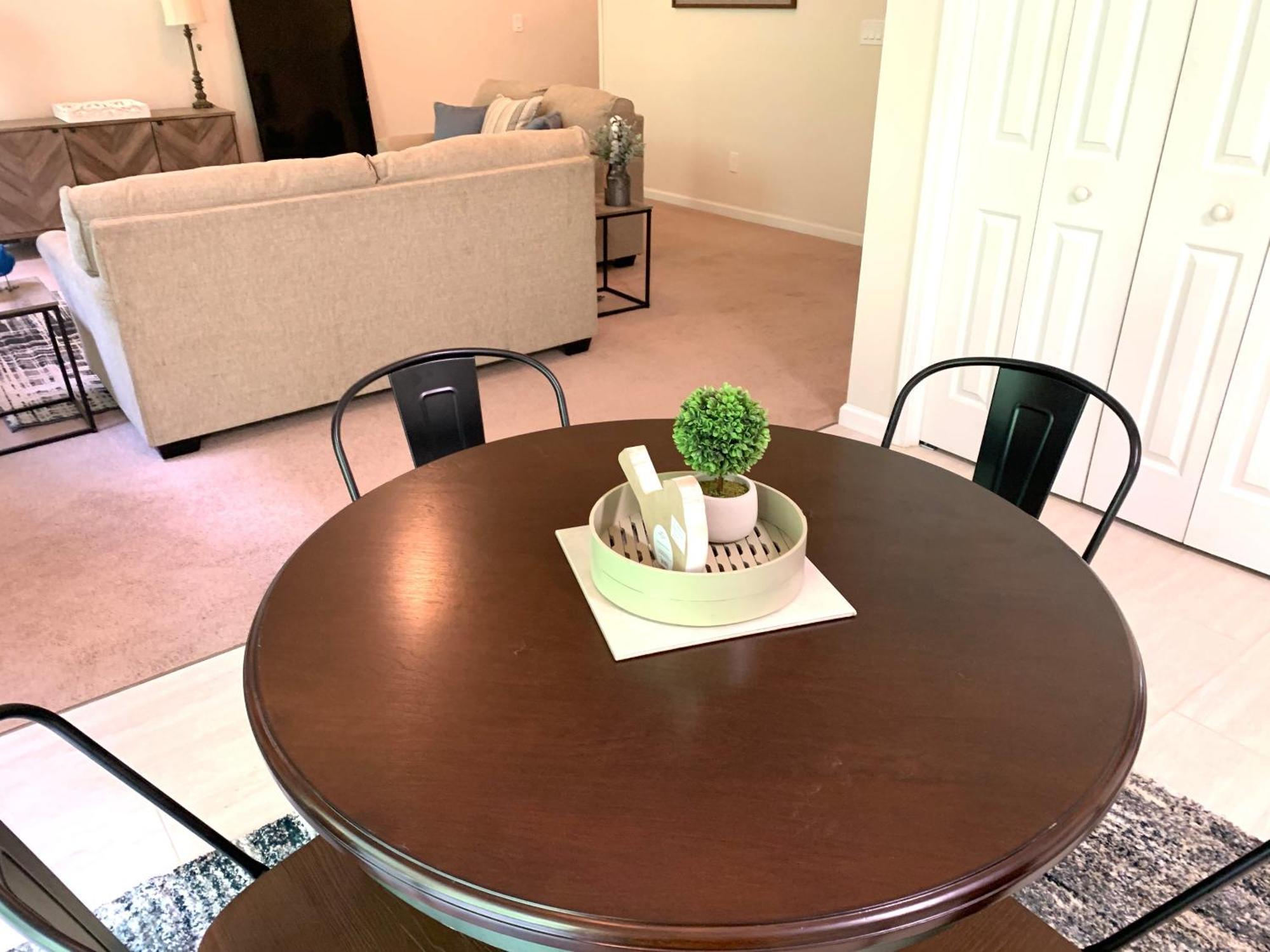 Enjoy This Amazing Home With Porch & Grill Near Dt Woodstock Rom bilde